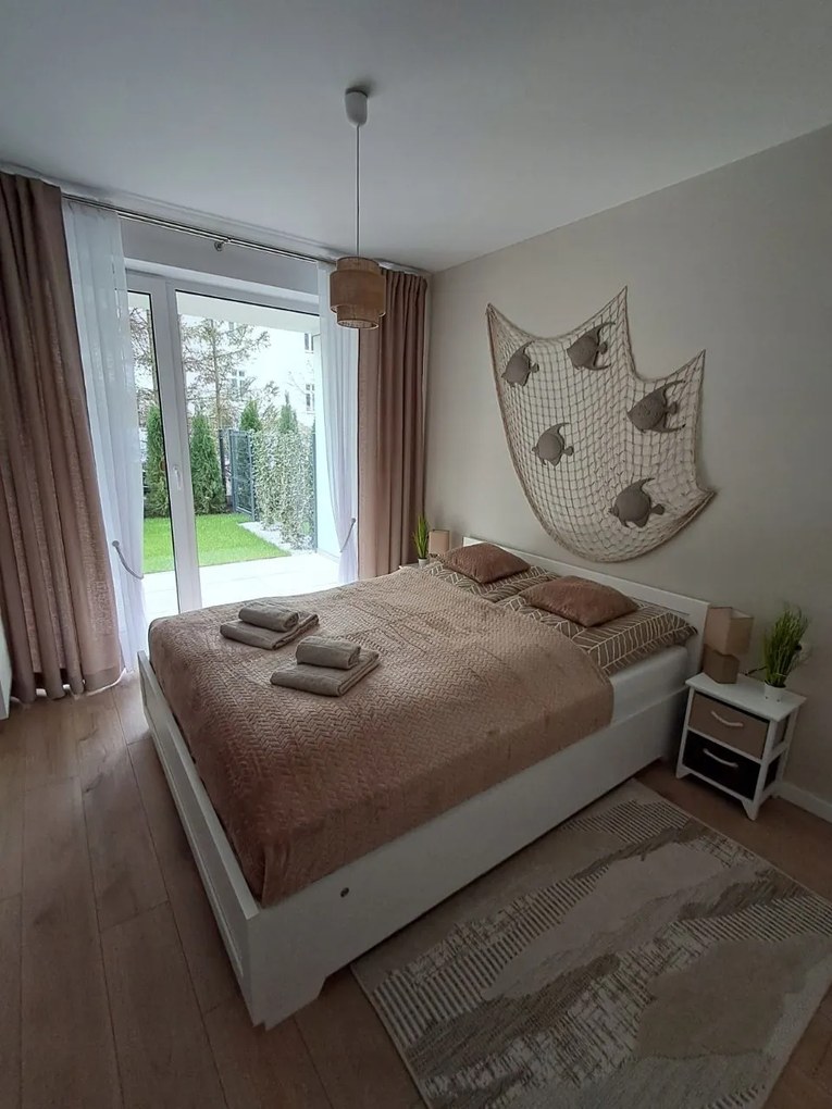 Dekorstudio Luxusná béžová deka s vytláčaným vzorom Fuero Rozmer deky: 200x220cm