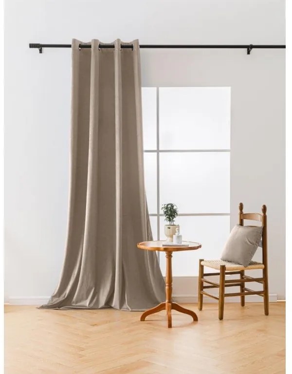 Svetlohnedý zatemňovací záves VELVET 140x250 cm Zavesenie: Kovové krúžky