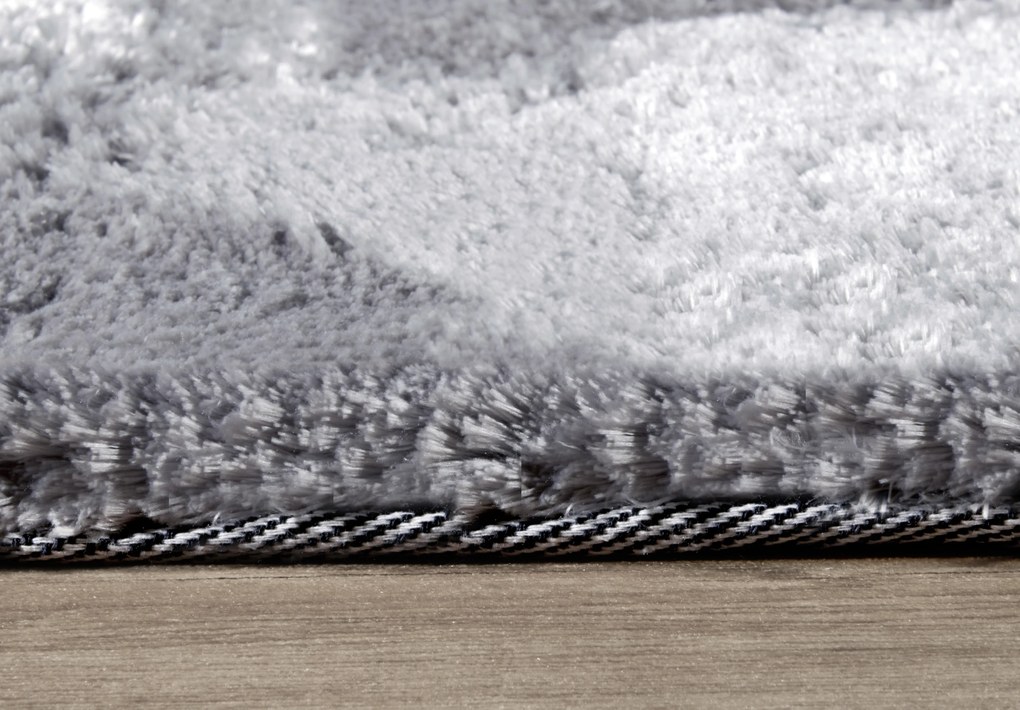ELLE Decoration, Kusový koberec Cosy 106110 Silver z kolekcie Elle, 80x150, šedá, obývacia izba