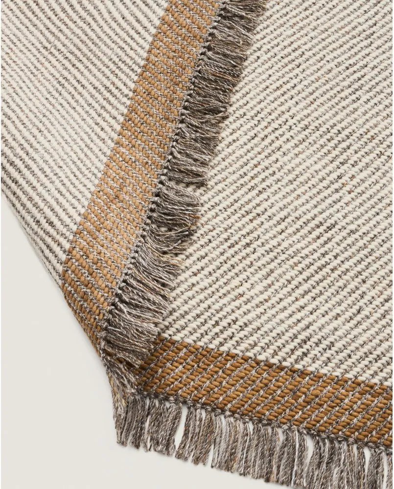 Krémovobiely ručne tkaný vlnený koberec 200x300 cm Brina – Kave Home