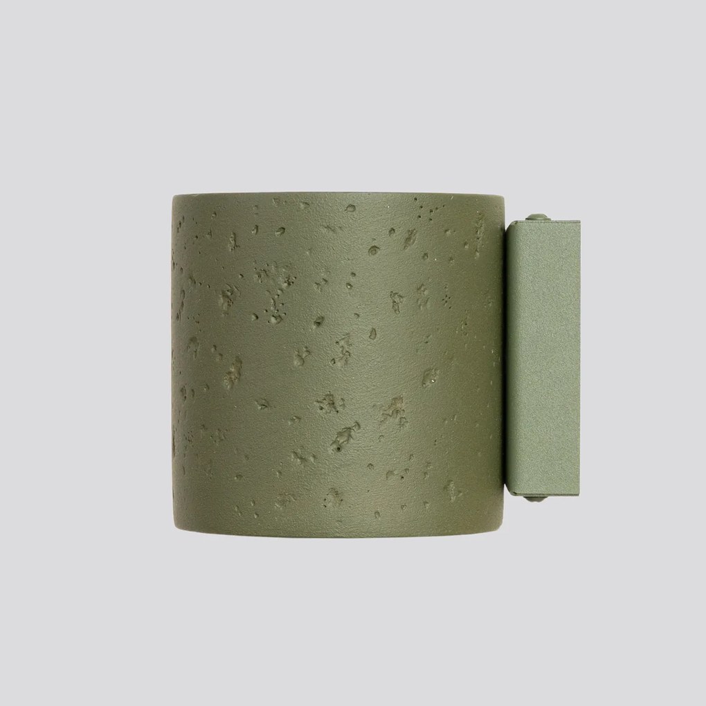 Nástenné svietidlo Orbis, 1x olivovo zelené betónové tienidlo