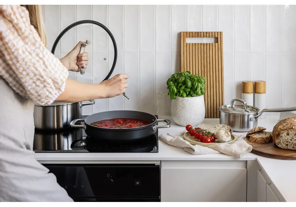 Antikoro hrniec s pokrievkou na indukčný varič 1,2 l Lucca 3.0 – FABINI