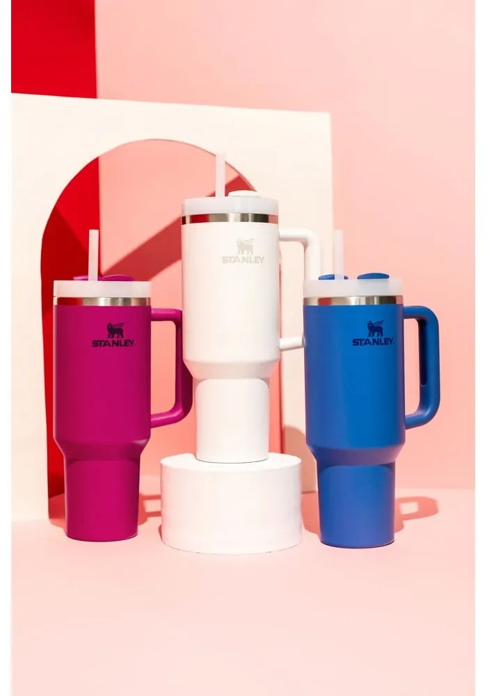 Biela termoska so slamkou z nehrdzavejúcej ocele 1,18 l Quencher H2.0 FlowState Tumbler Frost – Stanley