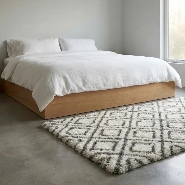 Protišmykový koberec DECOR biely / sivý