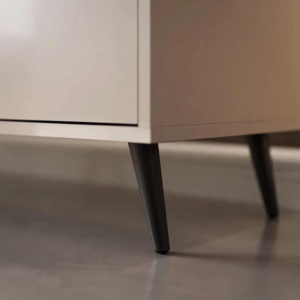 KOMODA ALWIN KAŠMÍR VYSOKÝ LESK 154 cm ČIERNE NOŽIČKY 13 cm