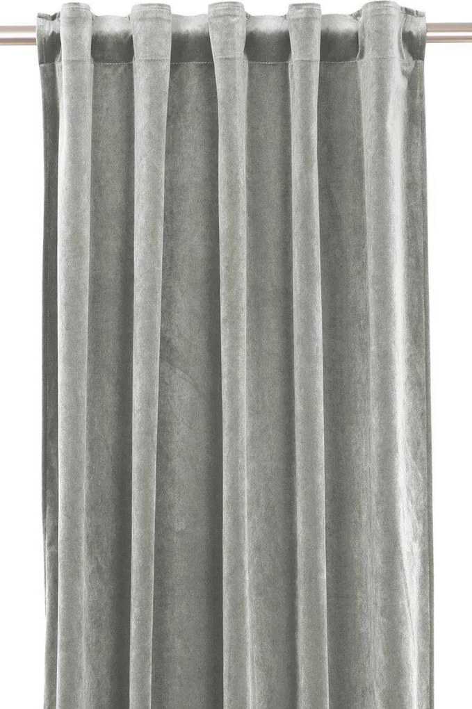 XXXLutz HOTOVÝ ZÁVES, black-out (neprepúšťa svetlo), 135/320 cm Svanefors - Záclony & závesy - 004497001014