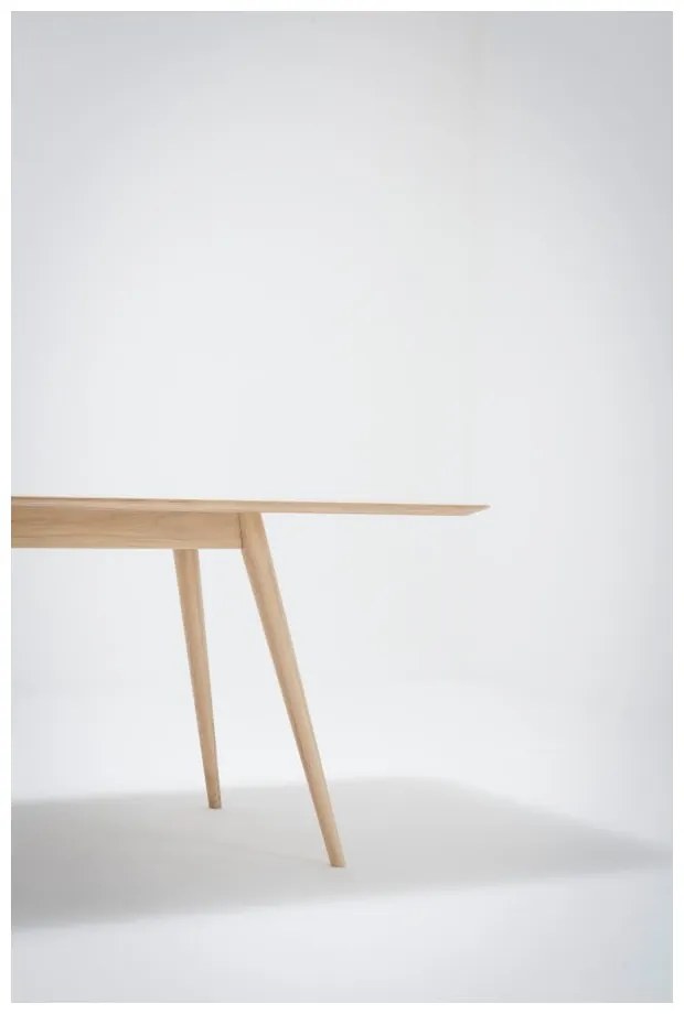 Jedálenský stôl z masívneho dubového dreva Gazzda Stafa, 220 × 90 cm