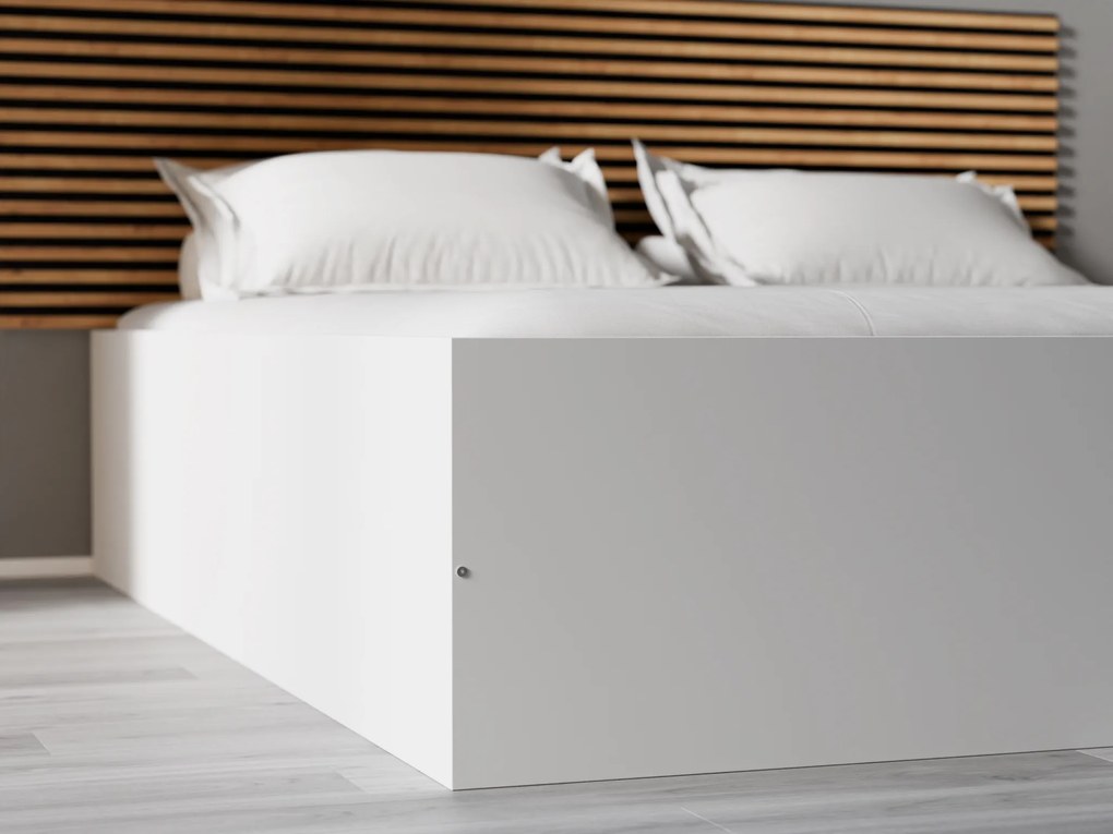 Posteľ BELLA 140x200 cm, biela Rošt: S latkovým roštom, Matrac: Matrace Coco Maxi 19 cm