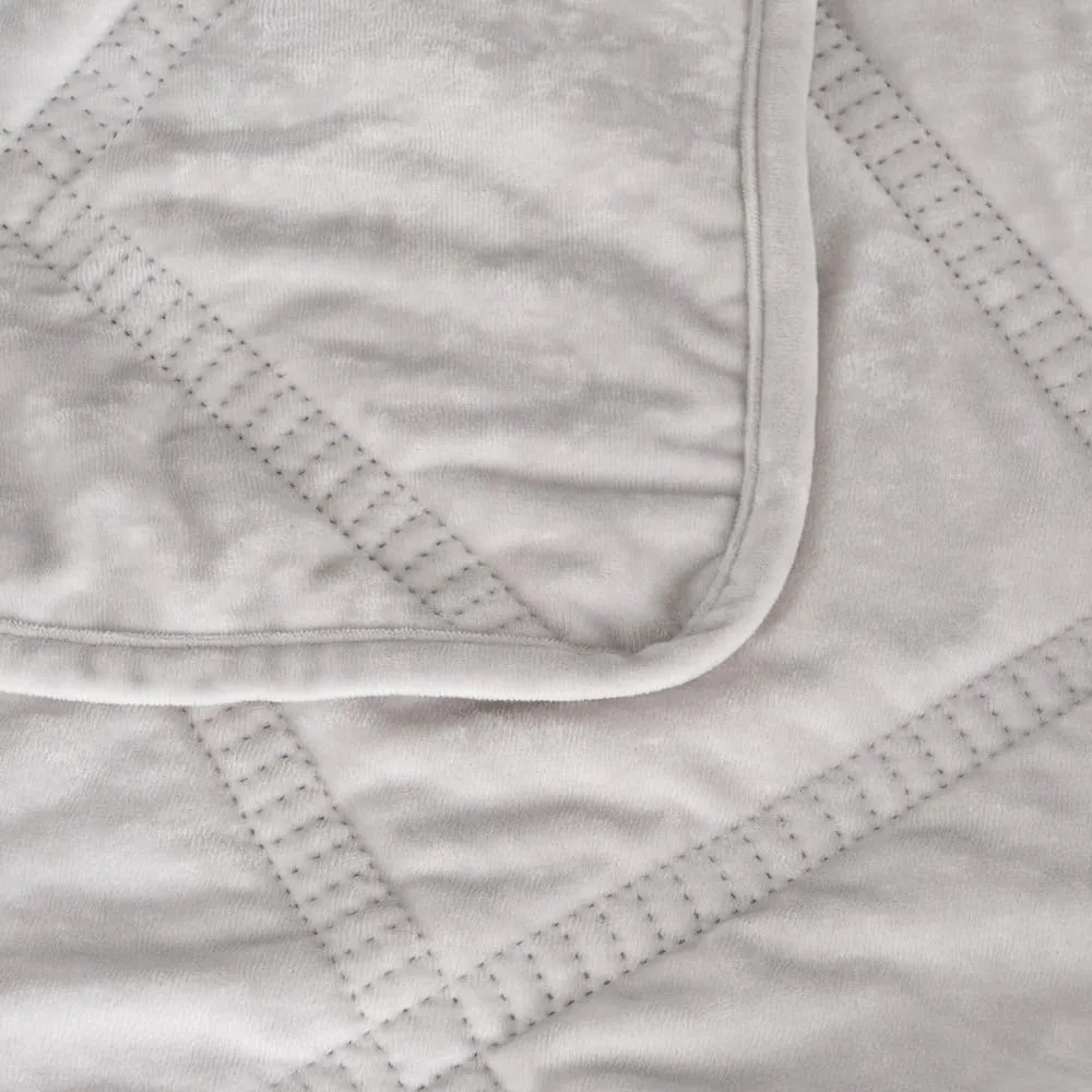 Krémový zamatový prešívaný pléd 230x260 cm – Ixia