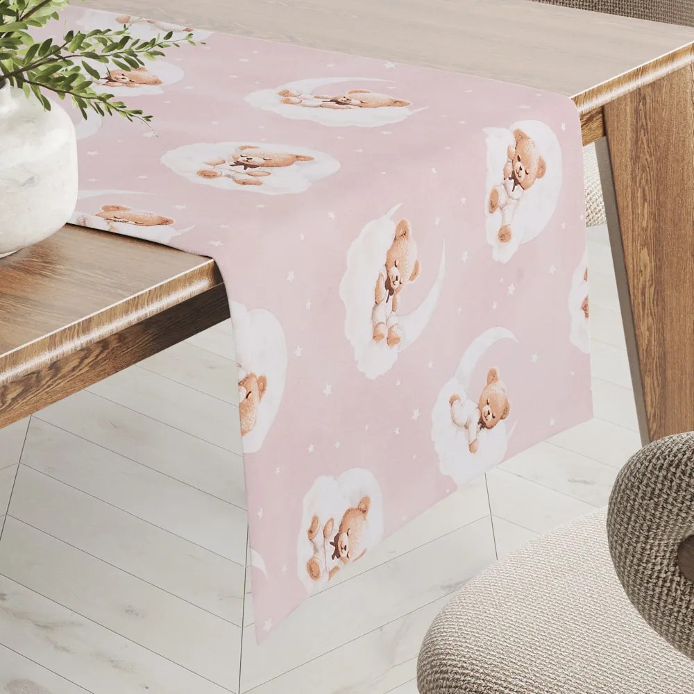 Biante Detský bavlnený behúň na stôl Sandra SA-743 Spiace medvedíky na obláčikoch na svetlo ružovom 35x120 cm