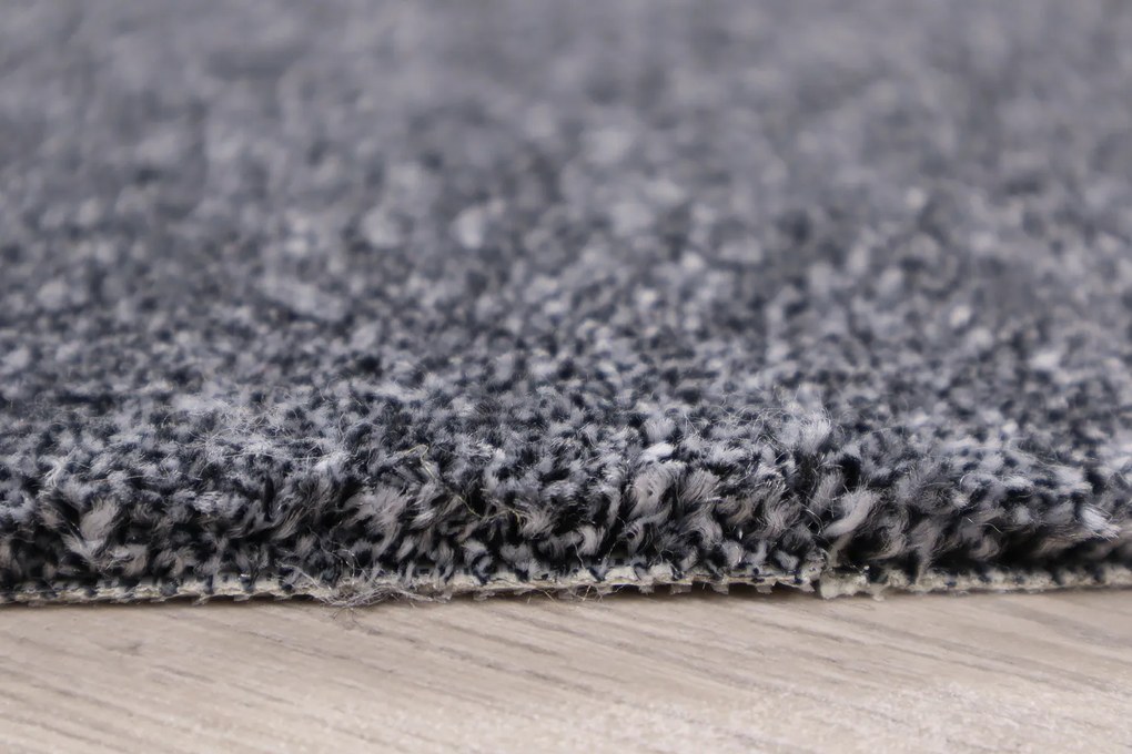 Vopi, Koberec metráž Apollo Soft antra - neúčtujeme odrezky z role, na mieru, šíře 1,33m,1m,2m,3m,4m,na mieru, neúčtujeme odrezky, šedá, ab (mriežka), chodba / predsieň