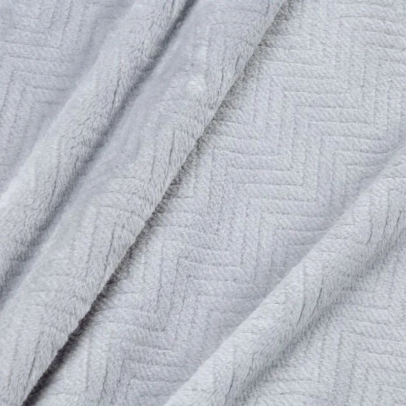 Dekorstudio Deka CINDY5 v striebornej farbe Rozmer deky: 170x210cm