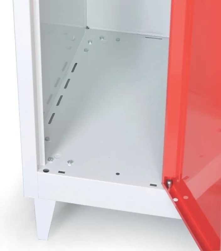 Plechová šatníková skrinka S8 na nohách, 2-dverová, 1950 x 600 x 500 mm, otočný zámok, červené dvere