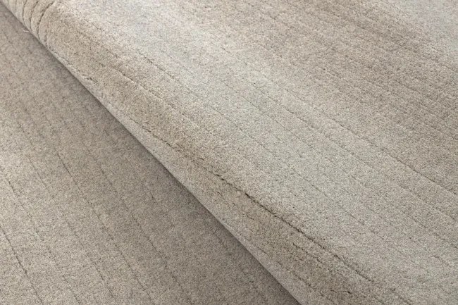 Koberec TEXTURA 488.716.LA110 Osta sivý / béžový
