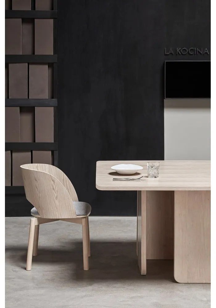 Jedálenský stôl v jaseňovom dekore Teulat Arq, 137 x 137 cm