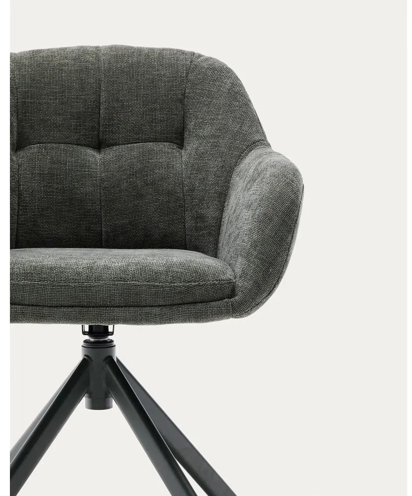 Tmavozelené čalúnené jedálenské kreslo s podrúčkami Dorina – Kave Home