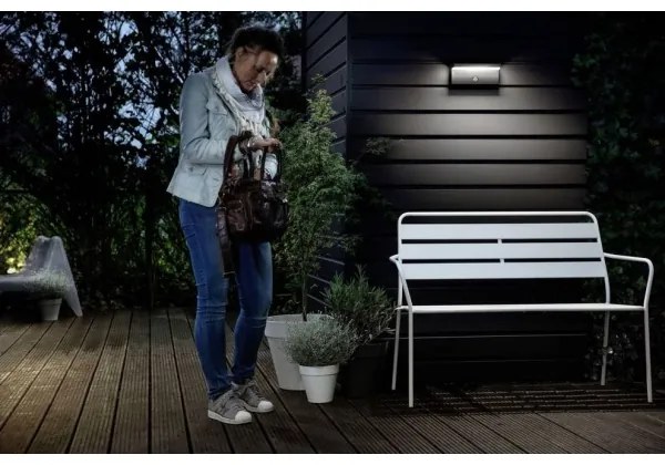 Philips - LED Vonkajšie nástenné svietidlo so senzorom BUSTAN LED/3,8W/230V IP44
