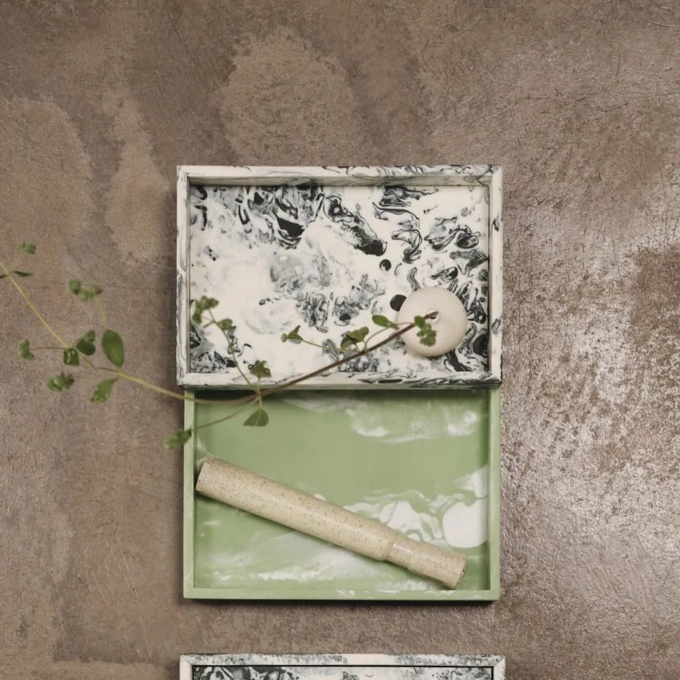 Ferm Living Podnos Mist Emerald Off-white 10 × 15 cm