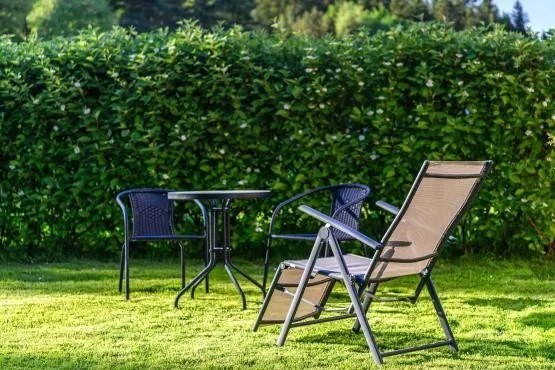 Kvalitný záhradný set