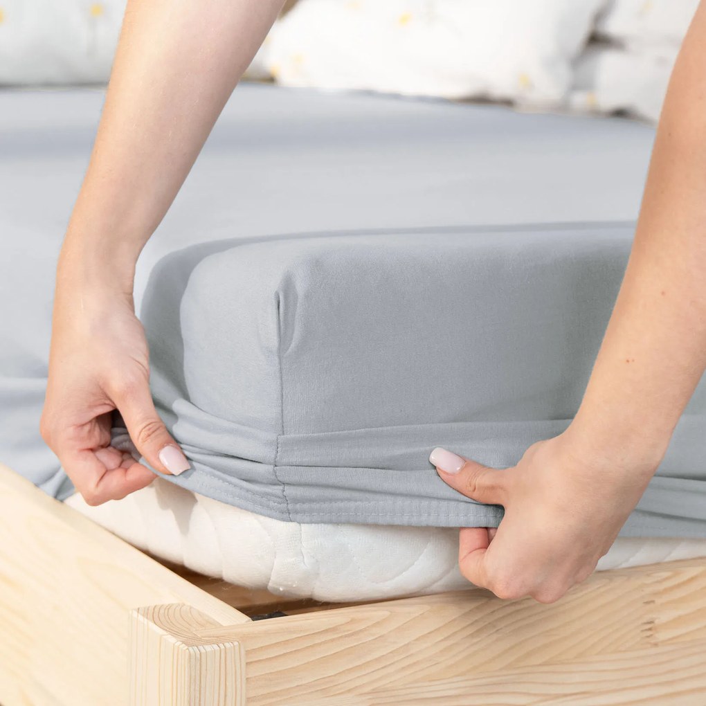 Goldea plachta jersey s napínacou gumou - sivá 200 x 220 cm