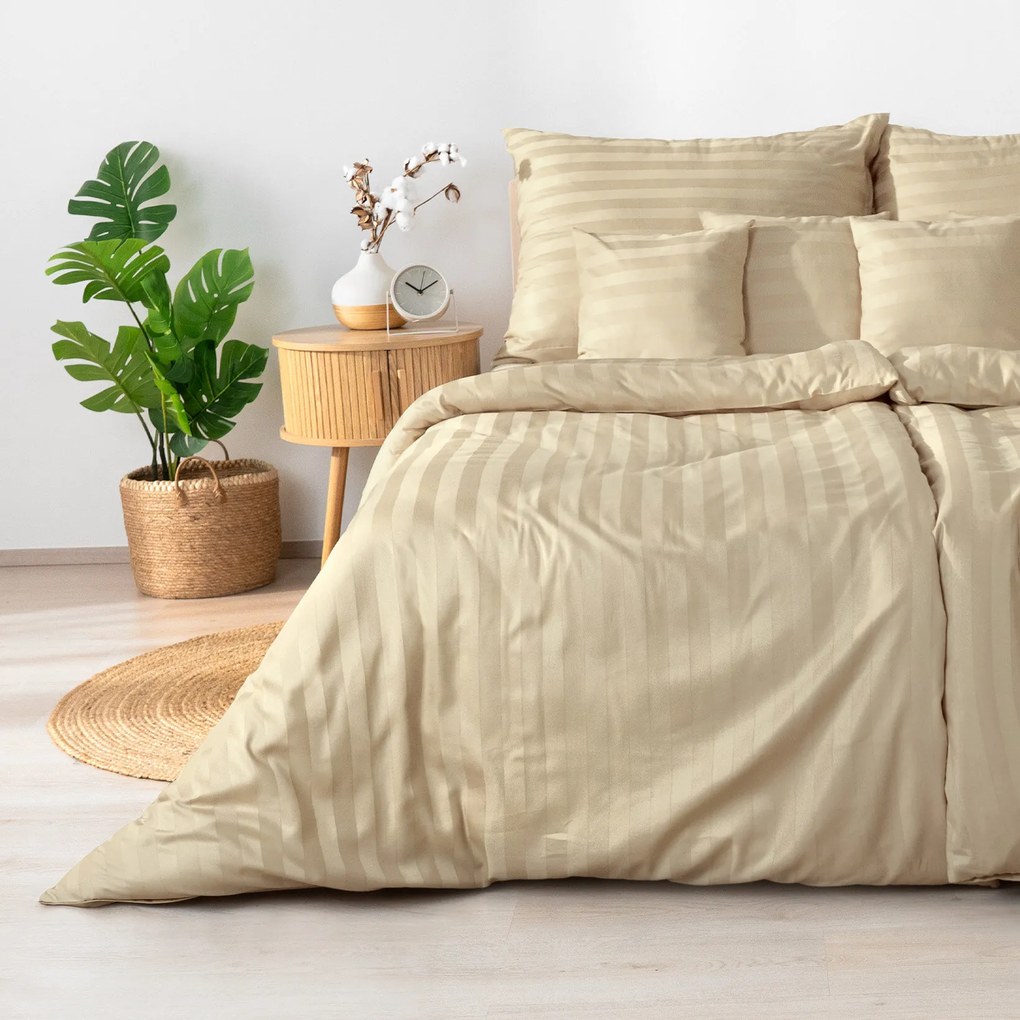 Goldea damaškové posteľné obliečky - zlaté prúžky so saténovým leskom 140 x 220 a 70 x 90 cm