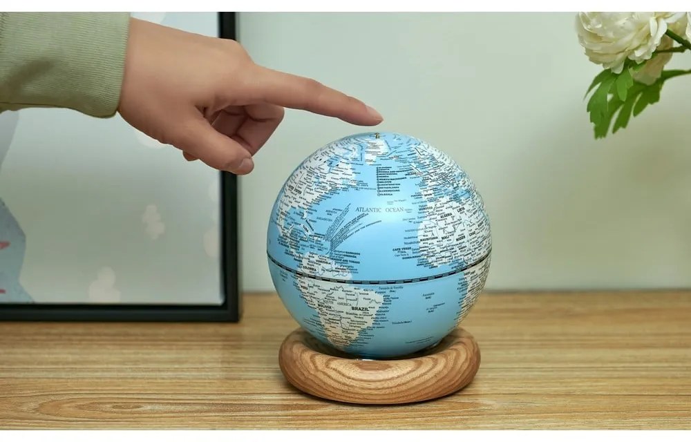 Glóbus ø 13 cm Atlas LED – Gingko