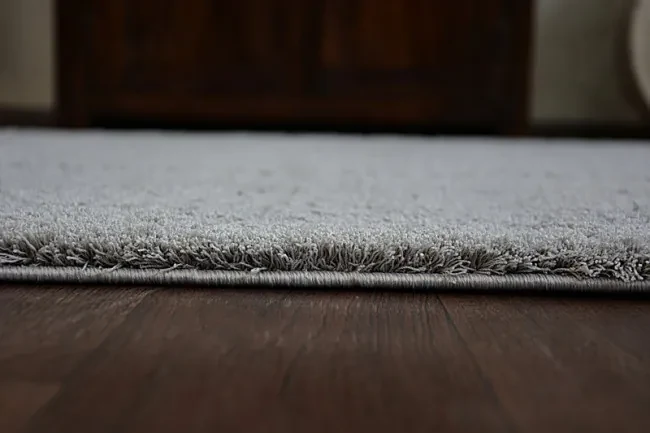Koberec Micro fiber soft shaggy strieborný