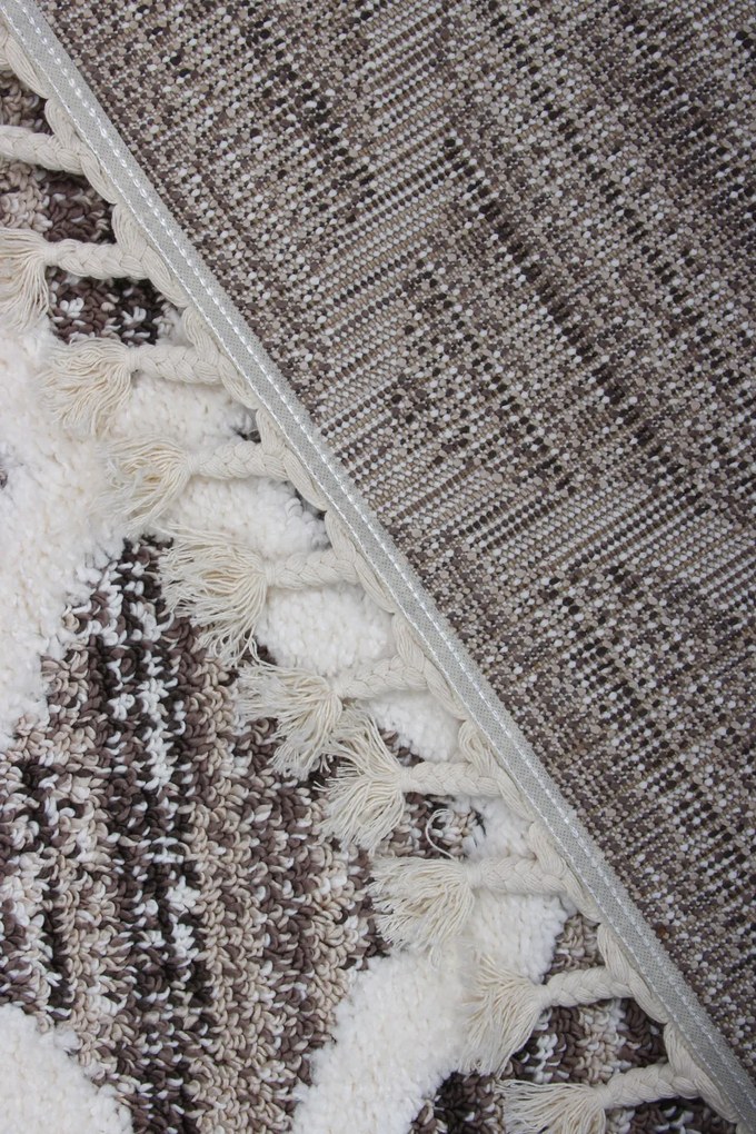 Koberec London 8934 BEIGE rozmery koberec: 160x230 cm