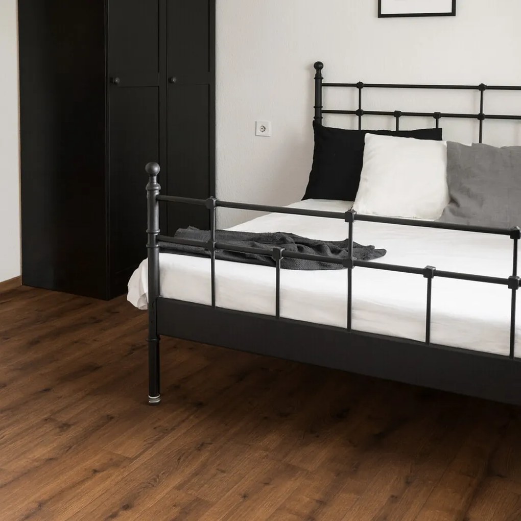 Country 32 Aqua Clic 82103 Dub Dunnington tmavý, laminátová podlaha, 1292 x 193 mm, Egger