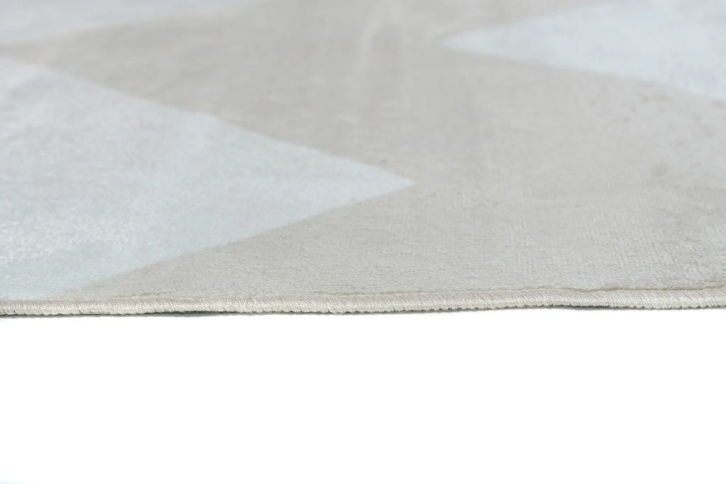 TA Koberec Isphahan 84271/369 Piesok Rozmer: 160x230 cm