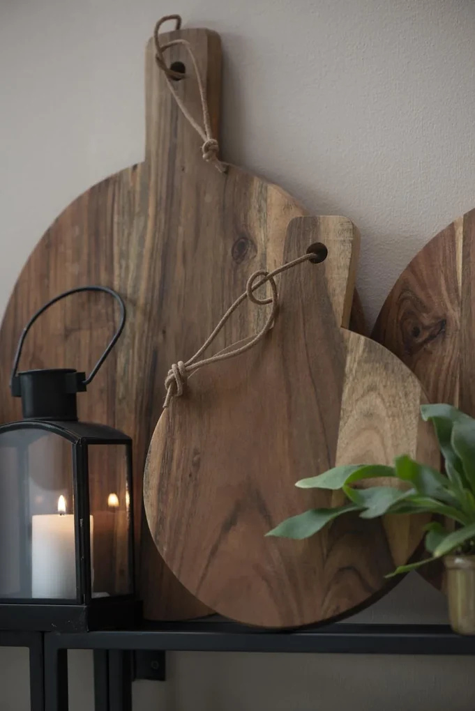IB Laursen Drevená okrúhla doska s rukoväťou OILED ACACIA WOOD