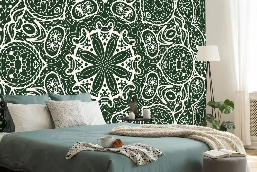 Samolepiaca tapeta biela Mandala na zelenom pozadí