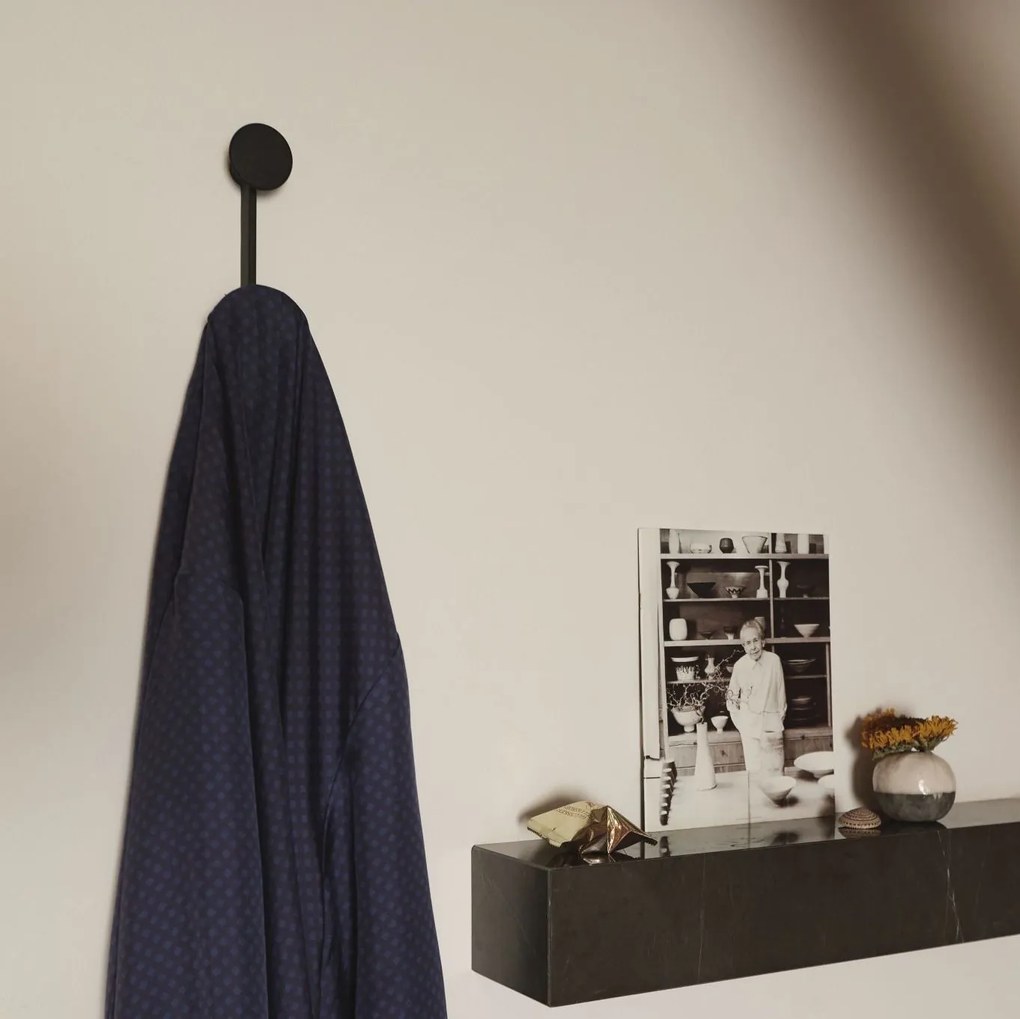 Audo Copenhagen Vešiak Afteroom Black – small