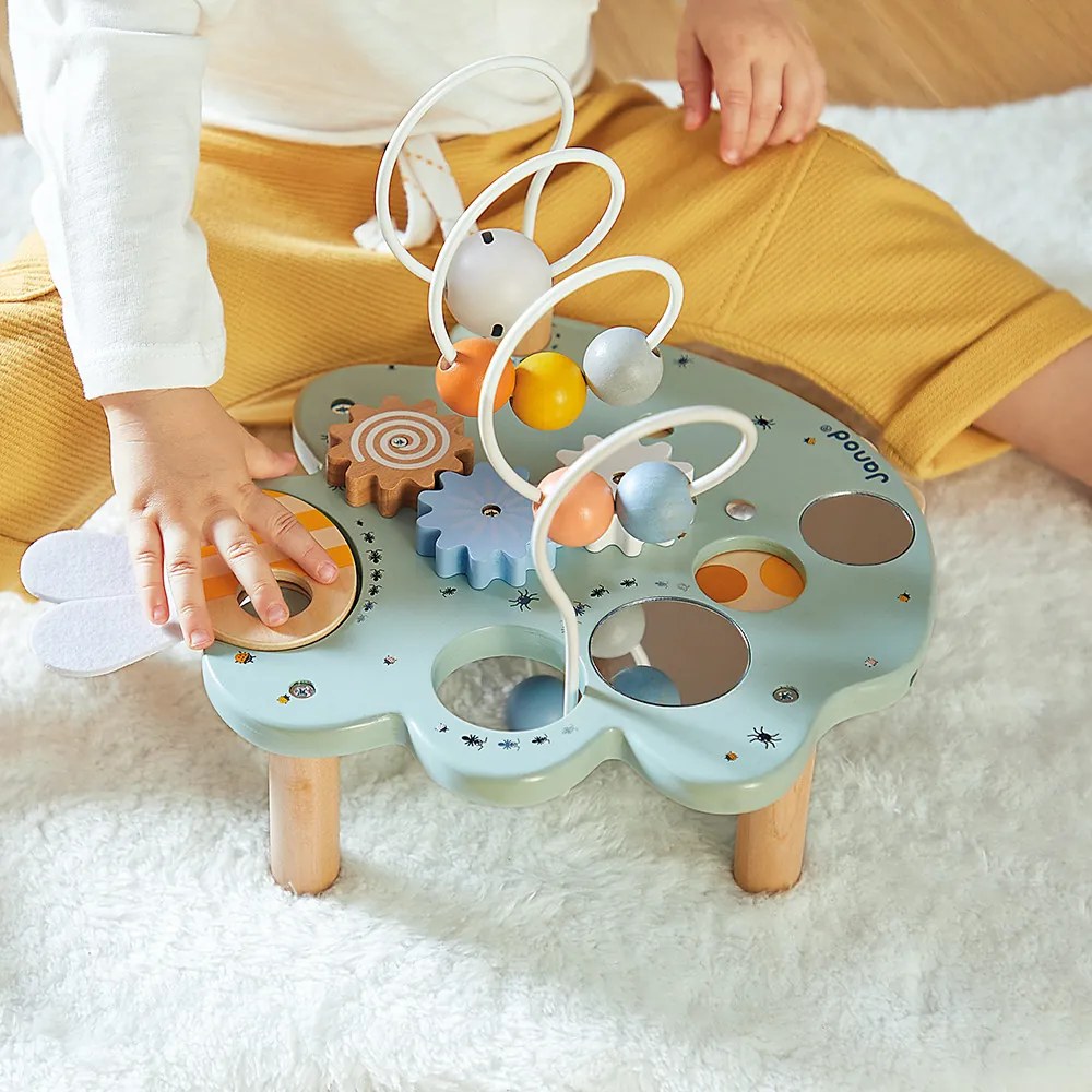 Sweet Cocoon - Drevený motorický stolček s aktivitami - List