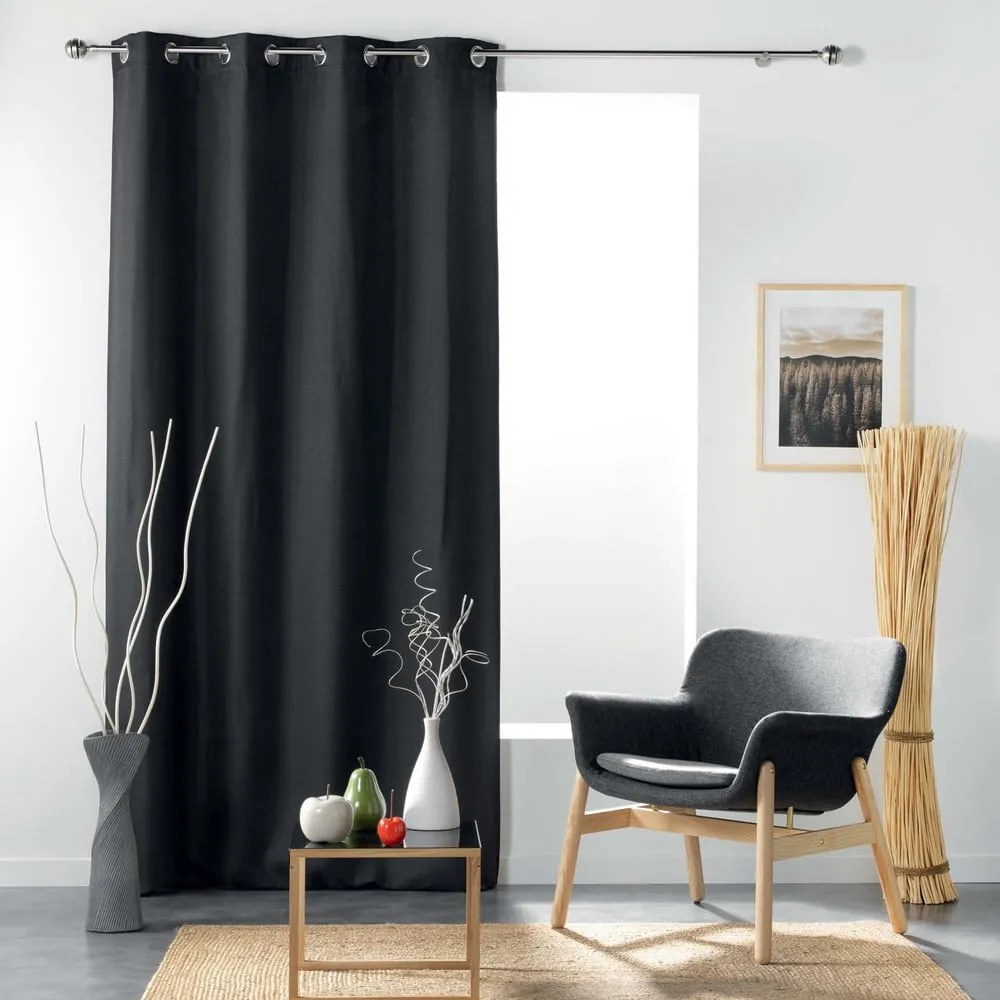Antracitový zatemňovací záves 135x280 cm Tissea – douceur d'intérieur
