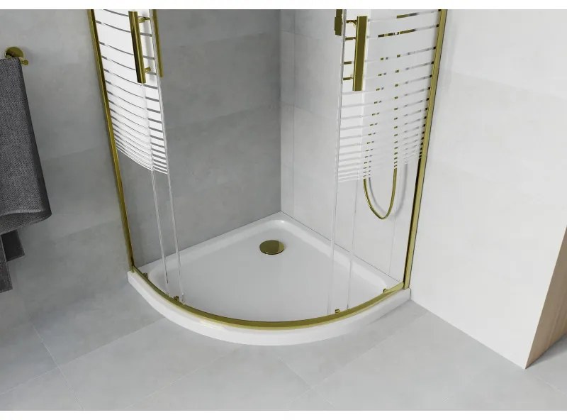 Mexen Rio, štvrťkruhový sprchovací kút s posuvnými dverami 90(dvere) x 90(dvere) x 190 cm, 6mm číre sklo s pásikmi, zlatý profil + biela sprchová vanička SLIM, 863-090-090-50-20-4110G