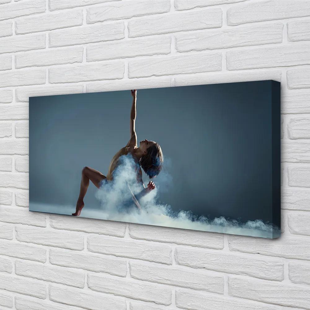 Obraz canvas Žena tancuje dym 125x50 cm