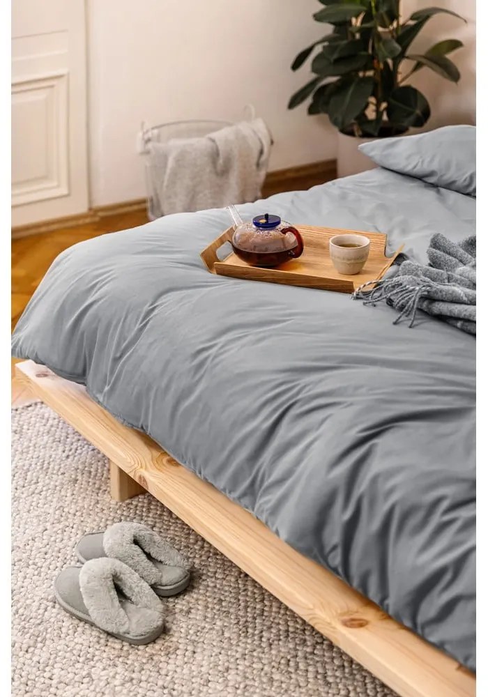 Sivé obliečky na jednolôžko z mikrosaténu 140x200 cm Basic – Bonami Essentials