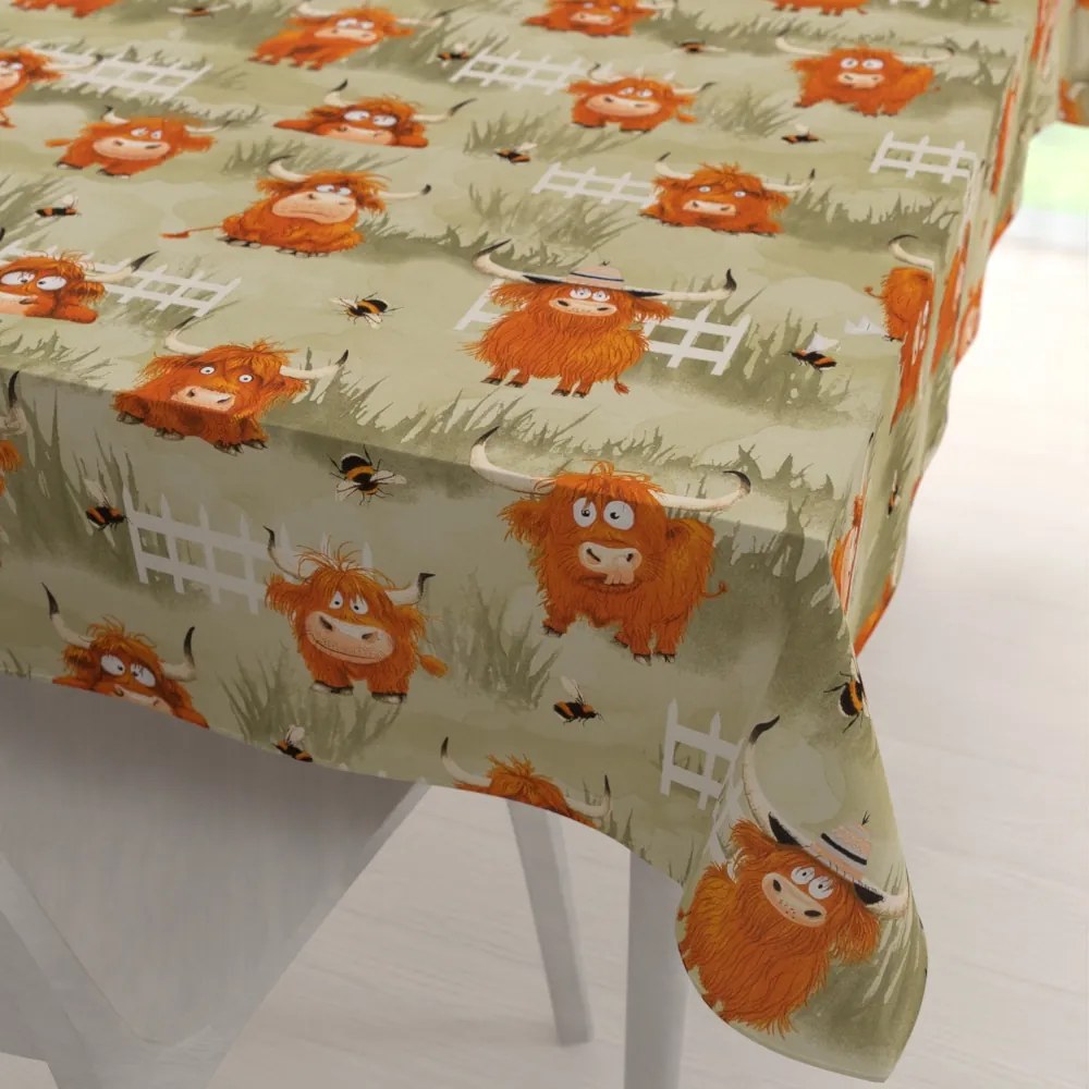 Biante Detský bavlnený obdĺžnikový obrus Sandra SA-612 Býčky na pastve na zelenom 140x220 cm