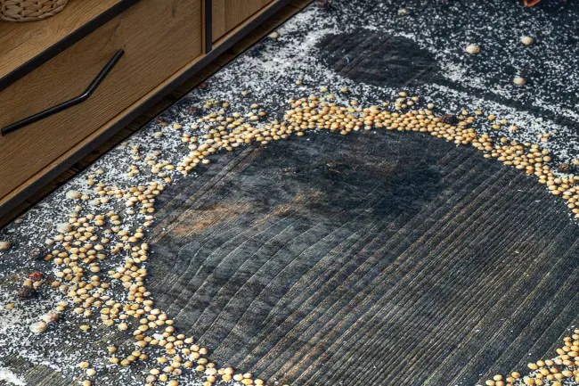 Protišmykový koberec / behúň ANDRE 33150 hnedý / béžový