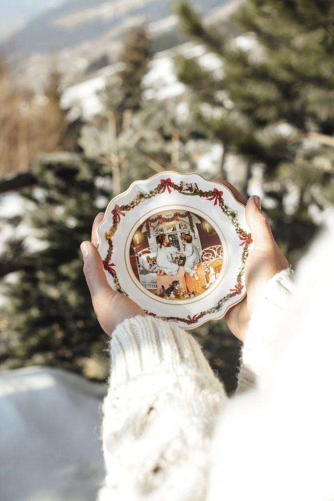 Miska Annual Christmas Edition 16 cm