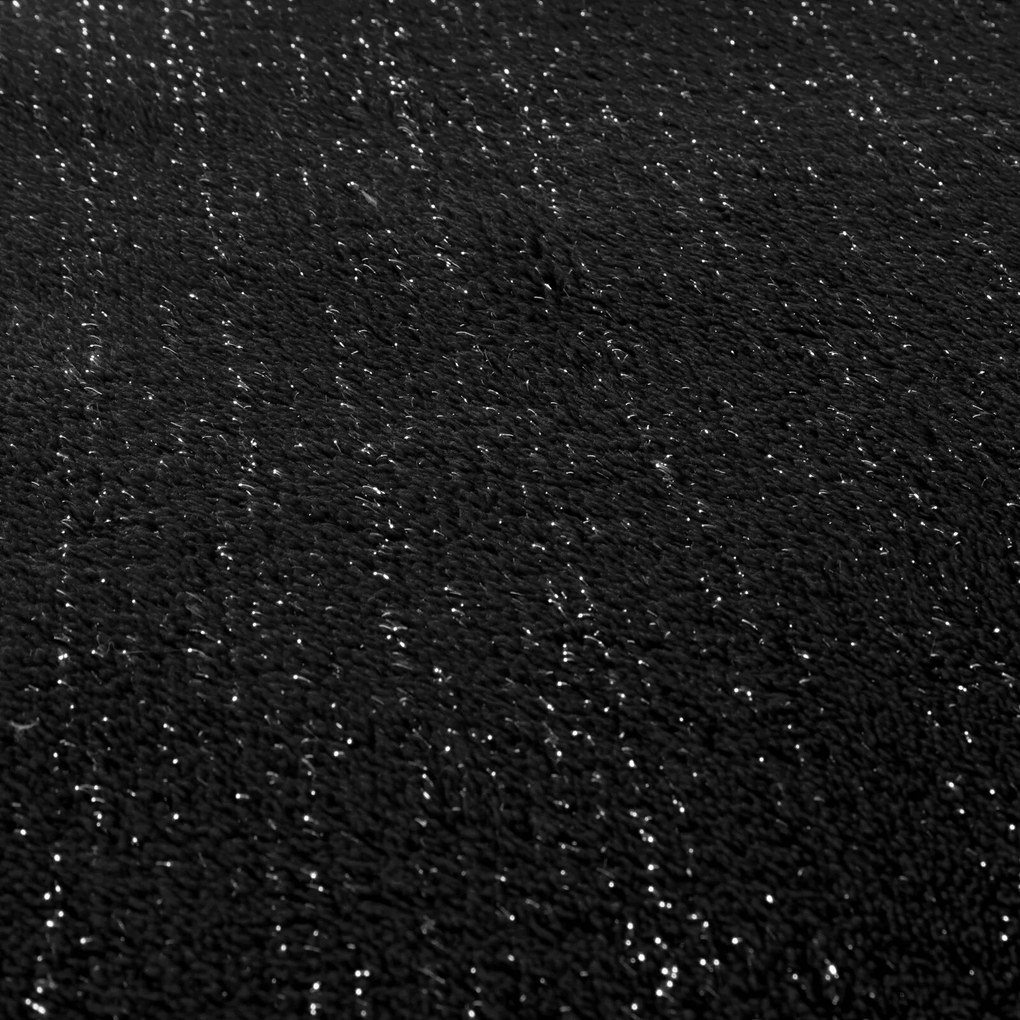 DEKA Z MIKROFLANELU BLINK 150X200 CM ČIERNA