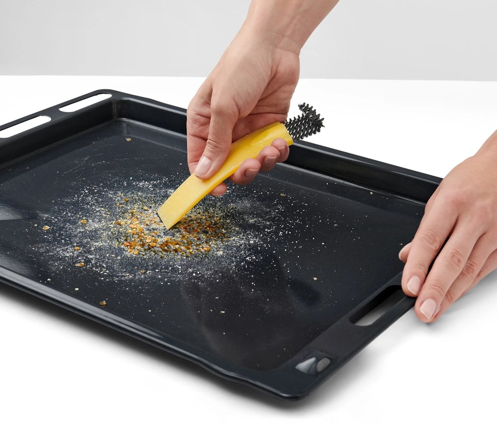 Kefa na čistenie rúry na pečenie so škrabkou