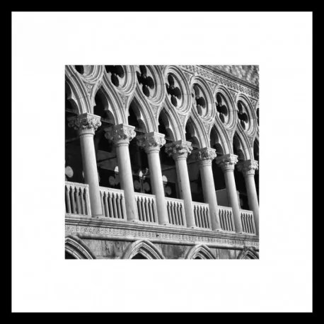 B&amp;W rámovaný obraz 50x50