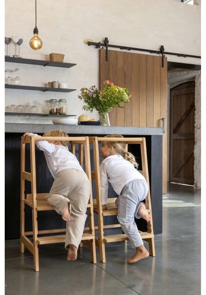 Učiaca veža z dubového dreva v prírodnej farbe Forrest – Vipack