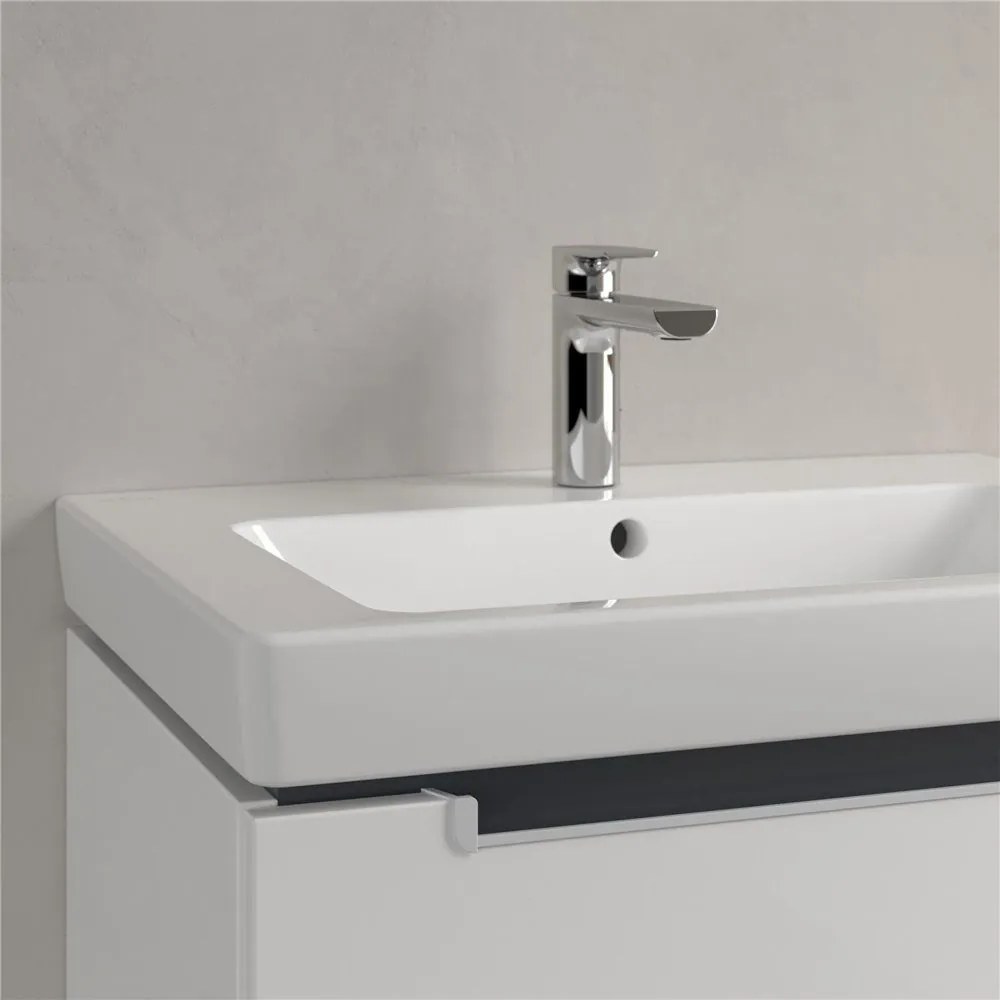 VILLEROY & BOCH Subway 2.0 umývadlo na skrinku s otvorom, s prepadom, 650 x 470 mm, biela alpská, s povrchom CeramicPlus, 7113FAR1