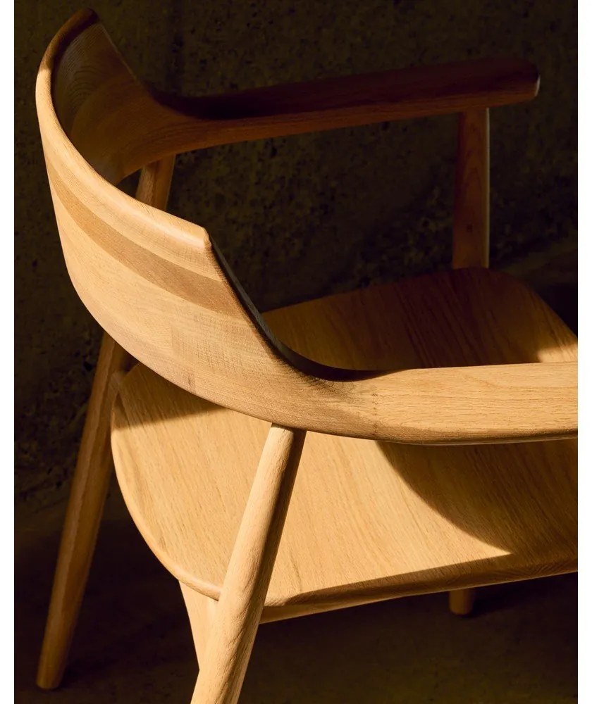 Jedálenská stolička z dubového dreva v prírodnej farbe Fondes – Kave Home