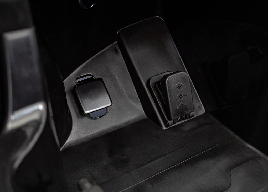 Ramiz Vozidlo Perfecta lakované na modro