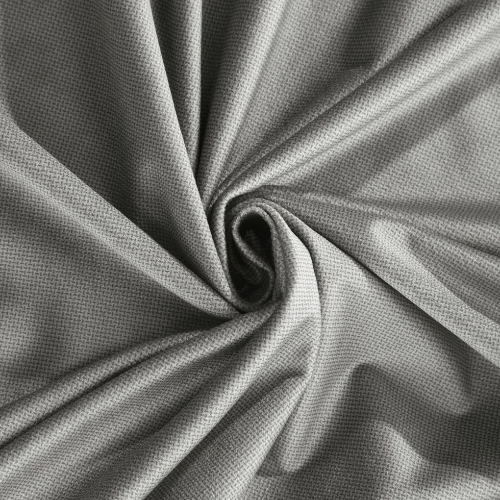ZATEMŇOVACÍ ZÁVES NA KRÚŽKOCH FARGO 140X250 CM STRIEBORNÁ