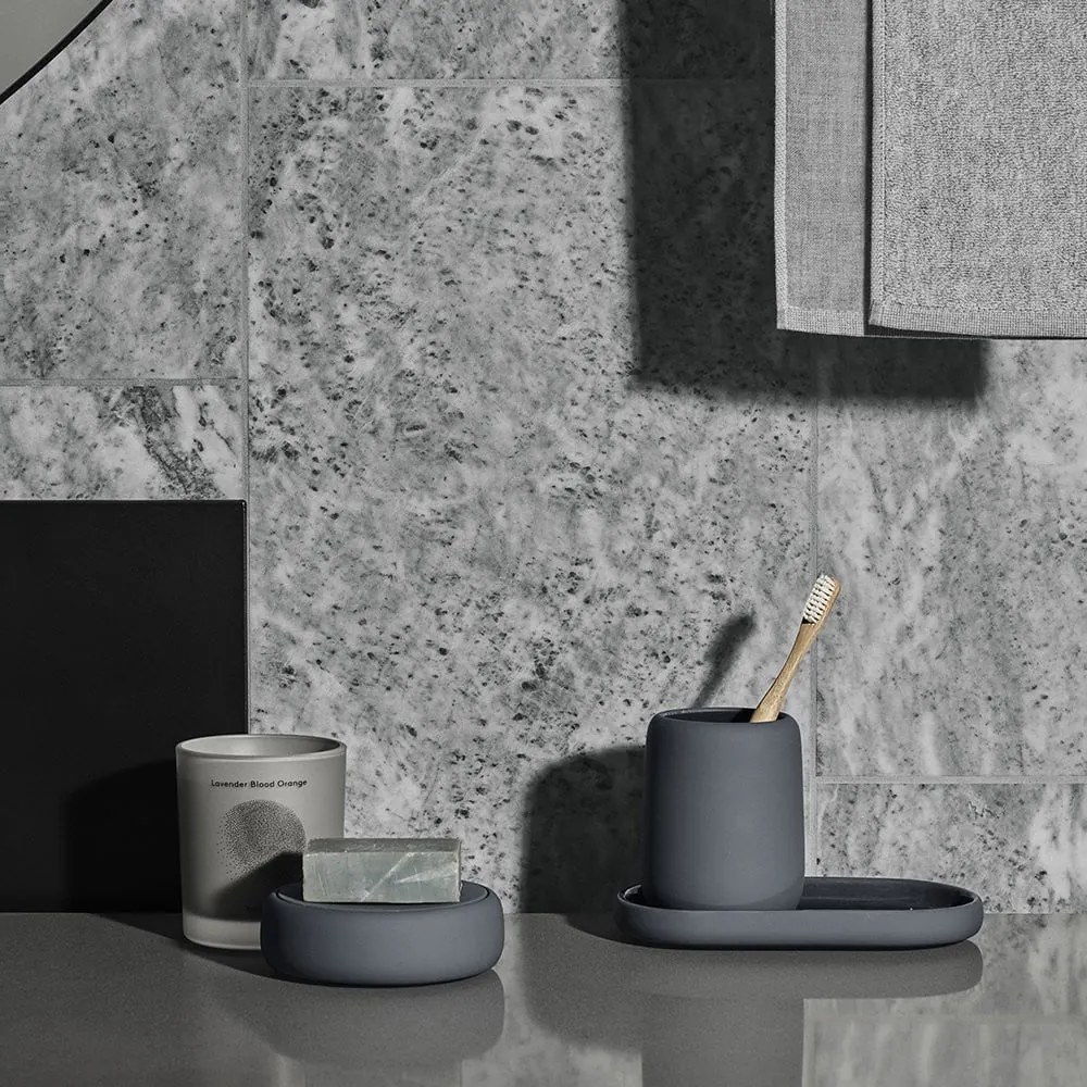 Čierny téglik na zubné kefky Blomus Sono